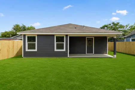 New construction Single-Family house 2427 Hicks Ave, San Antonio, TX 78210 - image