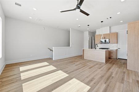 New construction Single-Family house 5308 Jesselton Ln, Houston, TX 77091 - image 13
