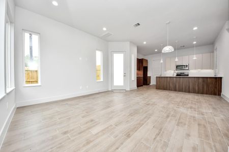 New construction Single-Family house 13402 Sombrero Cay Dr, Houston, TX 77047 - image 18