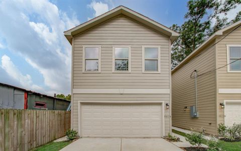 New construction Single-Family house 8811 Prairie View Drive, Unit A, Houston, TX 77088 - photo 0 0