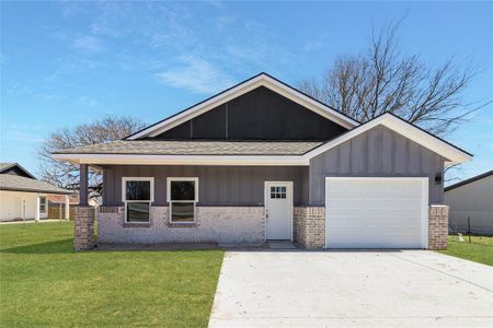 New construction Single-Family house 4105 Rees St, Greenville, TX 75401 null- photo 0