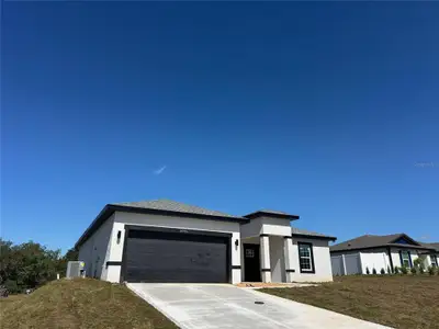 New construction Single-Family house 16985 Sw 40Th Cir, Ocala, FL 34473 plan Arpoador - image