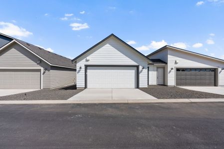 New construction Single-Family house 4092 Sw Obsidian Pl, Redmond, OR 97756 plan Florence - image