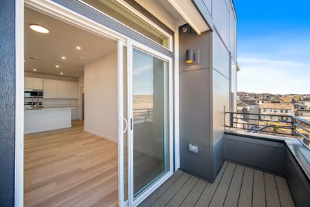 New construction Single-Family house 11960 Soprano Trl, Unit 201, Lone Tree, CO 80134 plan Summer - image