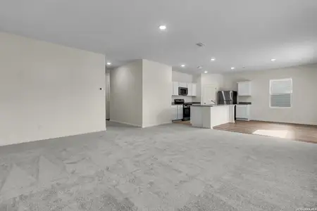New construction Single-Family house 10133 Galineer Gln, Schertz, TX 78154 plan Supernova - image 15