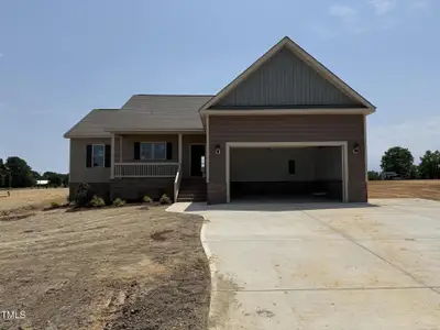 New construction Single-Family house 112 Royal Ave, Selma, NC 27576 null- photo 0
