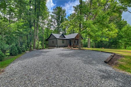 New construction Single-Family house 260 Misty Valley Ln, Ellijay, GA 30536 - image