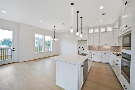 New construction Single-Family house 14007 Memorial Reserve Pl, Houston, TX 77079 plan Magnolia - image 15
