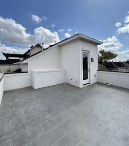 New construction Single-Family house 1140 W 16th St, Houston, TX 77008 - image