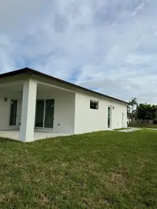 New construction Single-Family house 1822 Sw Monterry Ln, Port St. Lucie, FL 34953 - image