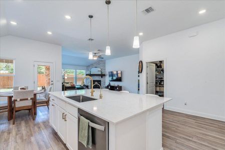 New construction Single-Family house 286 Muddy Creek Way, Kyle, TX 78640 McKinney- photo 8 8
