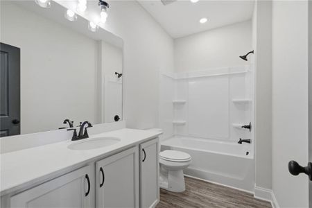 New construction Townhouse house 947 Willingham Dr, Unit 2, Hapeville, GA 30354 - image 15