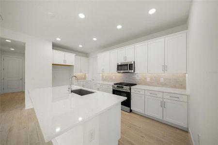 New construction Single-Family house 9533 Lunar Dove Ct, Sarasota, FL 34240 - image 12