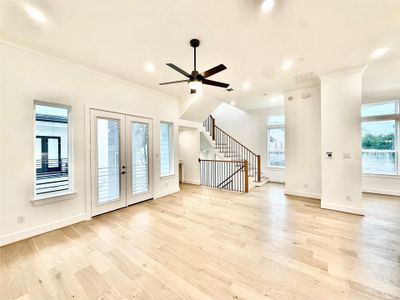 New construction Single-Family house 923 Fisher St, Unit A, Houston, TX 77018 - image 19