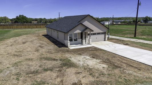 New construction Single-Family house 16118 Vaquero Dr, Atascosa, TX 78002 null- photo 36 36