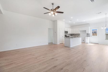 New construction Single-Family house 249 Edgewater Dr, West Columbia, TX 77486 plan Duval - image 16