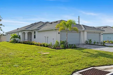 New construction Single-Family house 8173 Shore Lake Dr, Englewood, FL 34224 plan Orchid - image