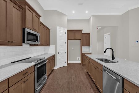 New construction Single-Family house 7895 Lake James Blvd, Lakeland, FL 33810 - image 9