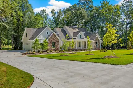 New construction Single-Family house 110 Farr Lake Dr, Tyrone, GA 30290 null- photo 0