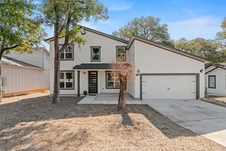 New construction Single-Family house 110 E Holland St, San Marcos, TX 78666 null- photo 0