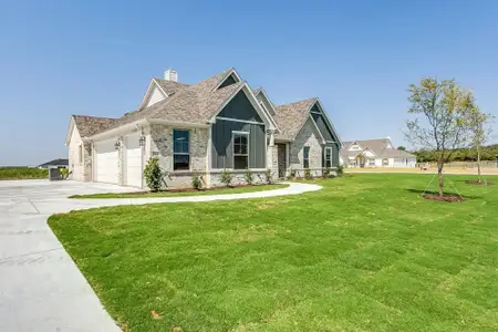 Wooded Creek by Elmwood Custom Homes in Waxahachie - image