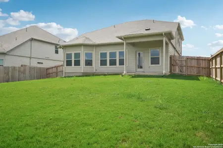 New construction Single-Family house 251 Cherry Crk, Cibolo, TX 78108 plan The McKinnon (C451) - image