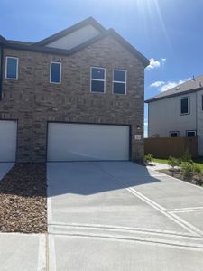 New construction Townhouse house 2214 Salinas Dr, Rosharon, TX 77583 - image