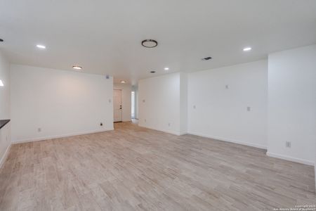 New construction Single-Family house 931 Yucca, San Antonio, TX 78220 null- photo 6 6