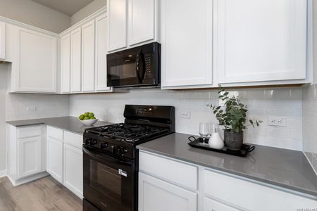 New construction Single-Family house 2941 Leclerc Rd, Converse, TX 78109 plan Mansfield - image 3