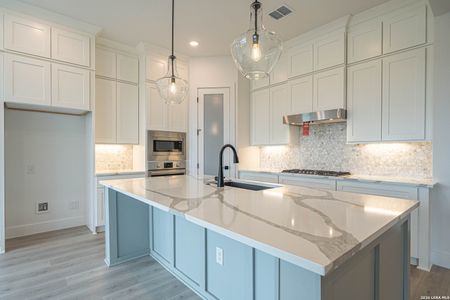 New construction Single-Family house 2053 Toscano Wy, Kerrville, TX 78028 - image 10