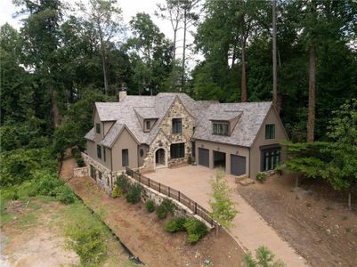 New construction Single-Family house 500 Emily Reed Ln, Atlanta, GA 30342 - image 17
