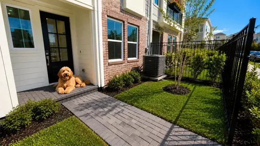 New construction Townhouse house 6336 Paddington Bend Dr, Houston, TX 77008 - image 2