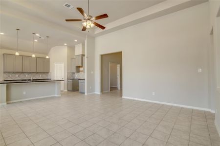 New construction Single-Family house 2502 Caspian Creek Ln, Iowa Colony, TX 77583 - image 17