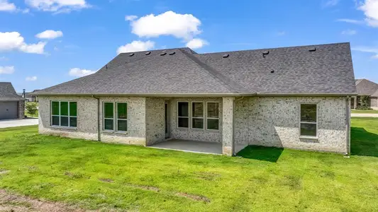 New construction Single-Family house 1305 Green Ridge Dr, Weatherford, TX 76085 plan Vista - image
