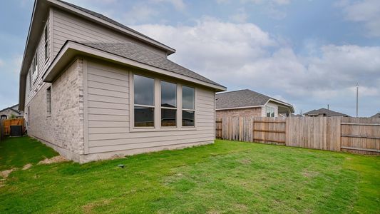 New construction Single-Family house 117 Endurance Dr, Kyle, TX 78640 plan 2332W - image
