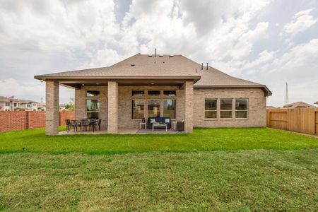 New construction Single-Family house 20410 Via Casa Laura Dr, Cypress, TX 77433 null- photo 24 24