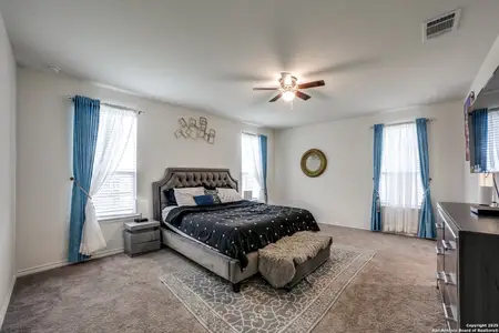 New construction Single-Family house 15323 Danae Bnd, San Antonio, TX 78245 null- photo 13 13