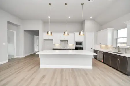 New construction Single-Family house 11230 Tropical Forest Wy, Cypress, TX 77433 plan Crockett - image