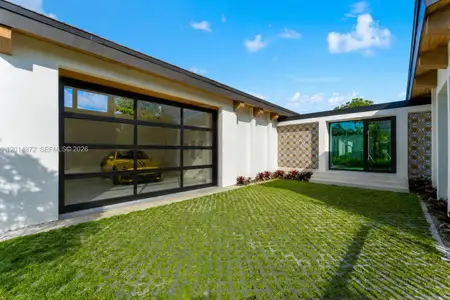 New construction Single-Family house 6716 San Vicente St, Coral Gables, FL 33146 - image