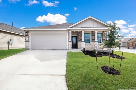 New construction Single-Family house 7036 Biotite Ridge, San Antonio, TX 78223 - photo 0