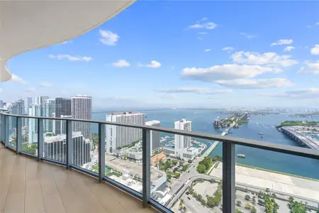New construction Condo house 1400 Biscayne Blvd, Unit 4203, Miami, FL 33132 - image