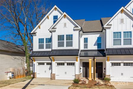 New construction Townhouse house 3326 Avalon Avenue, Charlotte, NC 28208 - photo 0