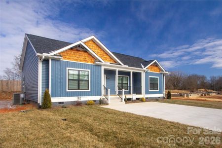 New construction Single-Family house 204 Southern Charm Rd, Arden, NC 28704 - image