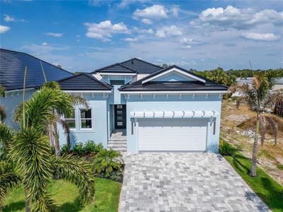 New construction Single-Family house 6542 Simone Shores Circle, Apollo Beach, FL 33572 - photo 0