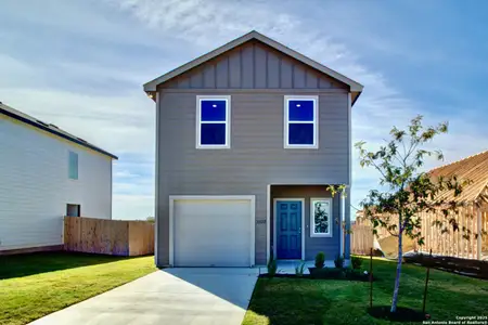 New construction Single-Family house 11120 Prairie Lndg, Converse, TX 78109 plan Aquamarine - image