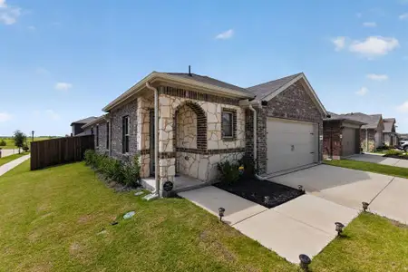 New construction Single-Family house 4626 Verdin St, Crandall, TX 75114 - image