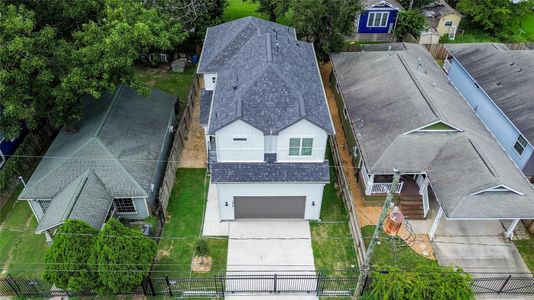 New construction Single-Family house 1415 E 35Th St, Houston, TX 77022 - image