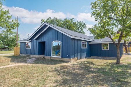 New construction Single-Family house 2911 Hemphill St, Brownwood, TX 76801 - image