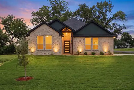 New construction Single-Family house 201 E Freeman St, Ennis, TX 75119 - image