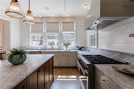 New construction Single-Family house 81 Delmont Dr Ne, Atlanta, GA 30305 - image 5